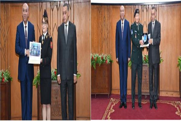 تكريم المشاركين في الفرق التدريبية