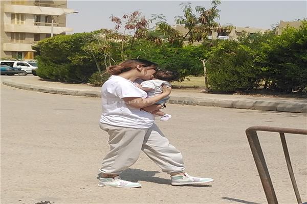 سيدة دعوي الزواج العرفي والطفل 