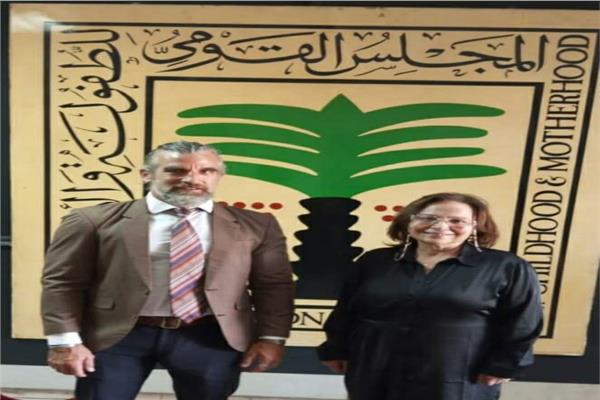  الدكتورة نيفين عثمان وممثل يونيسف في مصر