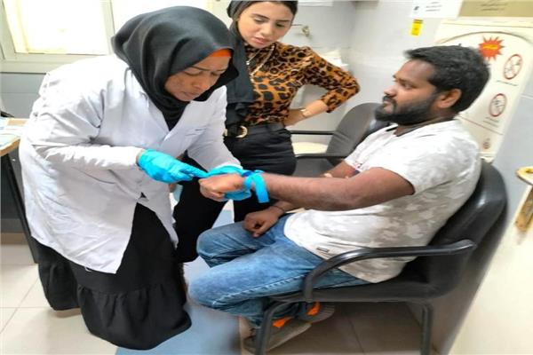 القوافل الطبية والعلاجية المجانية