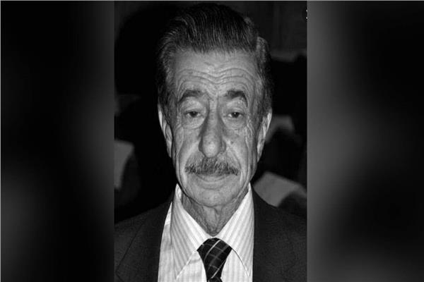  الناقد المسرحي عبد الفتاح قلعه جي