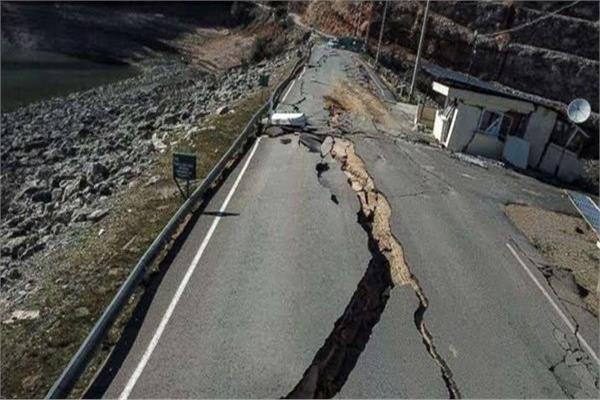 زلزالًا بقوة 7.2 درجة ضرب شبه جزيرة ألاسكا