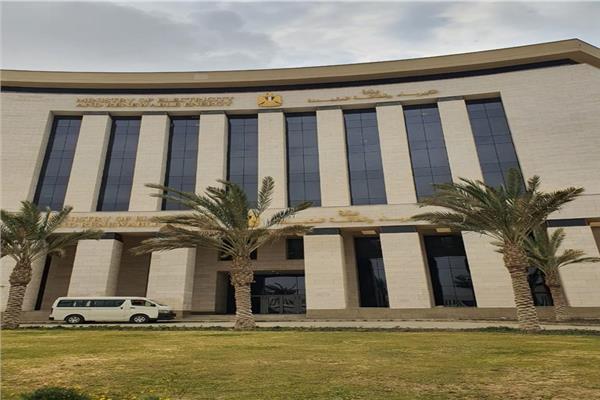 وزارة الكهرباء والطاقة المتجددة