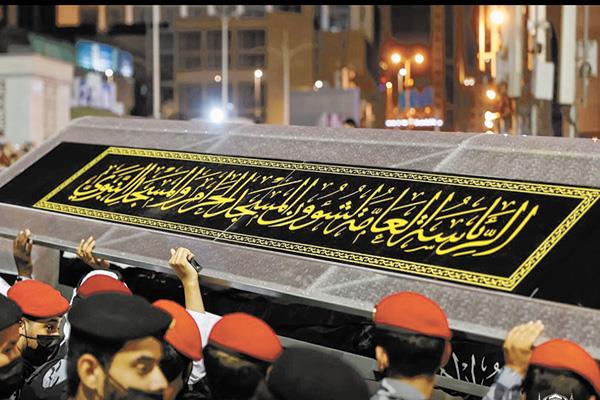 <  تبديل كسوة الكعبة المشرفة