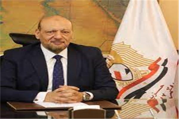 حسين أبو العطا، رئيس حزب ”المصريين