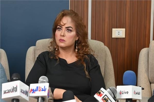 وفاء مكي 