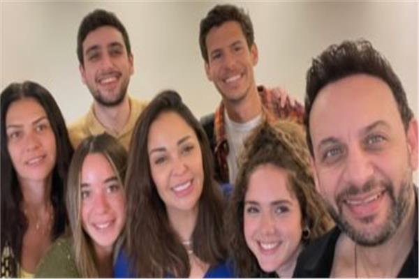 مصطفي قمر