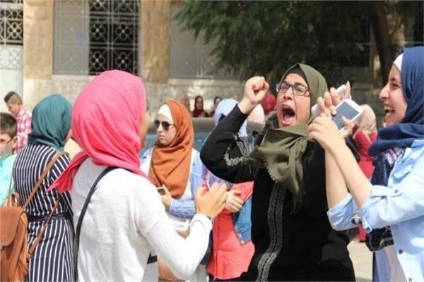 طلاب نتيجة الثانوية العامة