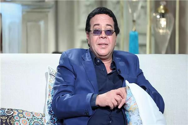 الفنان أحمد آدم