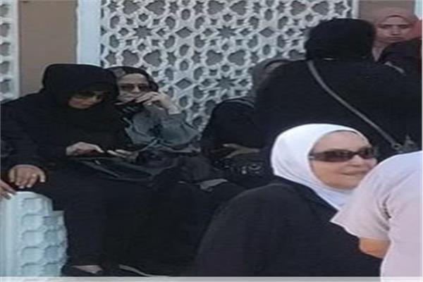 ميرفت أمين 