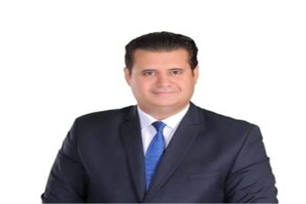  المستشار القانوني معتز الحضري