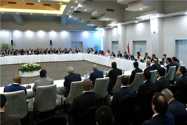 المائدة المستديرة