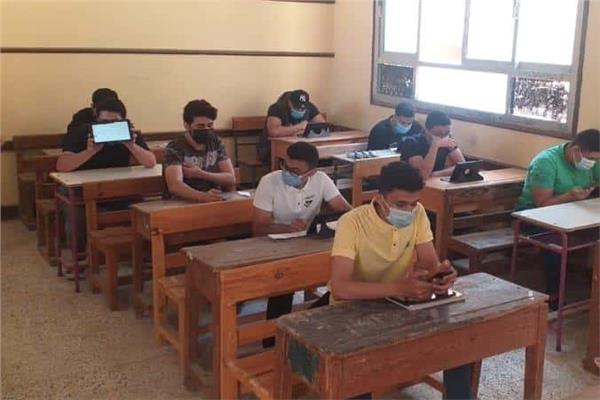 لجنة امتحان