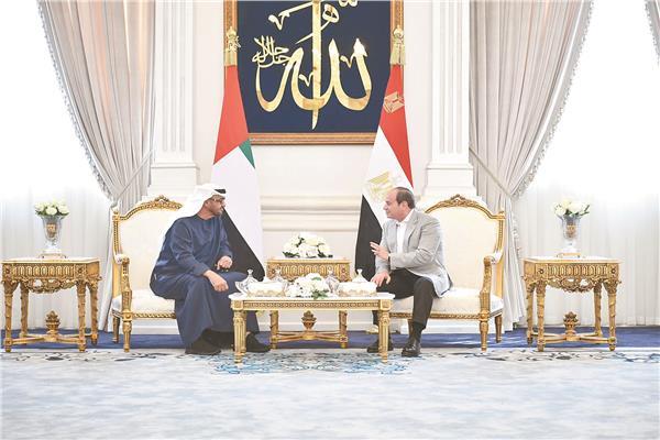 الرئيس عبدالفتاح السيسى خلال لقائه الشيخ محمد بن زايد آل نهيان فى مدينة العلمين الجديدة