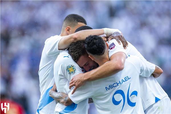 لاعبو الهلال