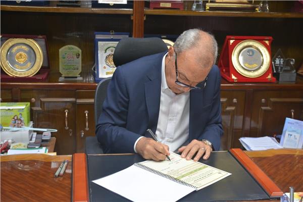 محافظ القليوبية يعتمد نتيجة الدور الثاني للشهادة الإعدادية