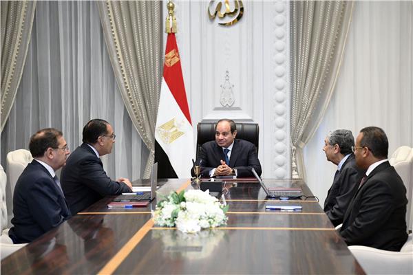 الرئيس عبد الفتاح السيسي خلال الاجتماع