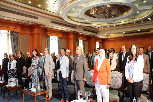 محافظ أسوان يفتتح فعاليات أسبوع الشباب
