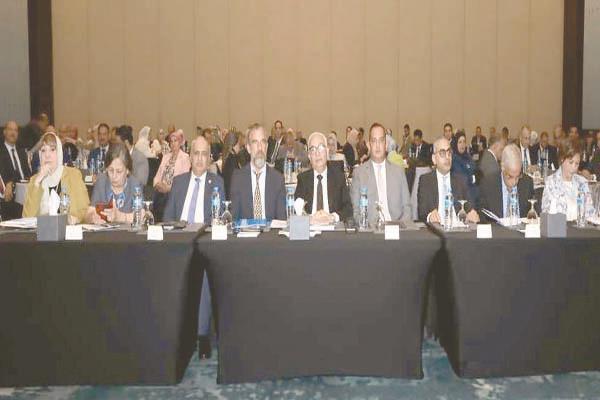 الجلسة الافتتاحية للحوار المجتمعى حول مناقشة الخطة الاستراتيجية 