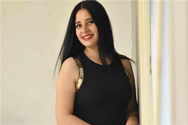 الفنانة الشابة شيماء نصار