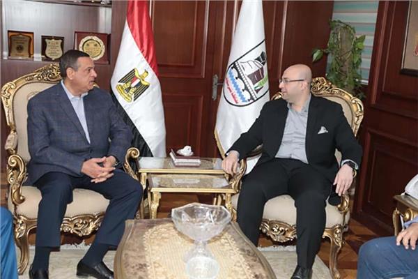 وزير التنمية المحلية مع محافظ بنى سويف 