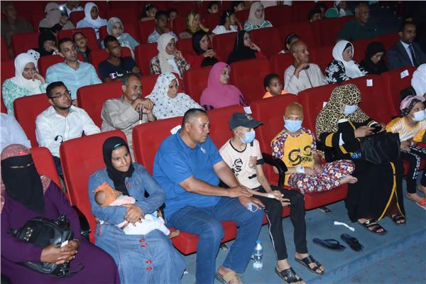 عدد من الاطفال محاربين السرطان بمستشفى شفاء الاورمان 