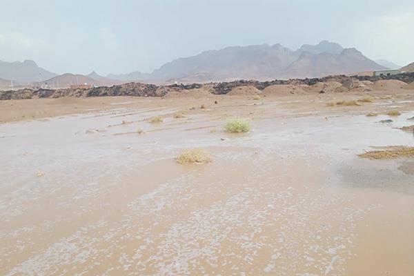 سيول شديدة تسقط على سيناء