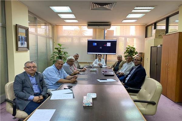 وزيرة الثقافة تصدر قرارًا بتشكيل مجلس أمناء "بيت التراث"   