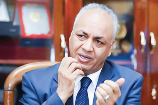مصطفى بكرى يكتب