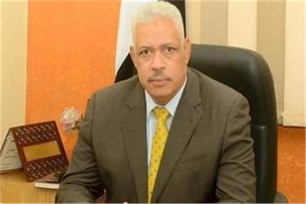 سيد مصطفى مدير مديرية العمل بأسيوط 