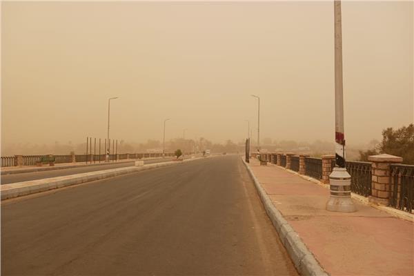 صور لعاصفة ترابية
