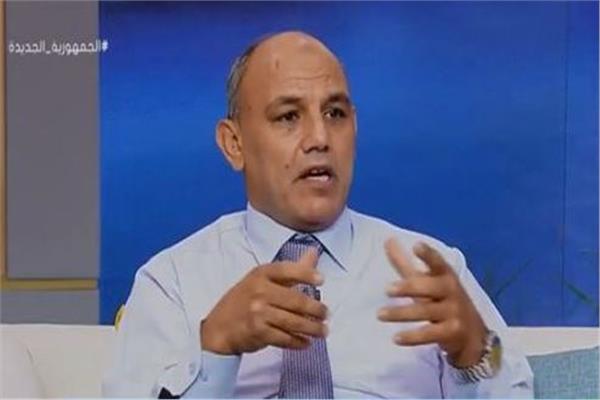 شاكر أبو المعاطي، أستاذ المناخ