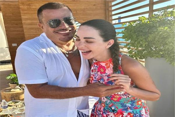 عمرو دياب وداليدا خليل