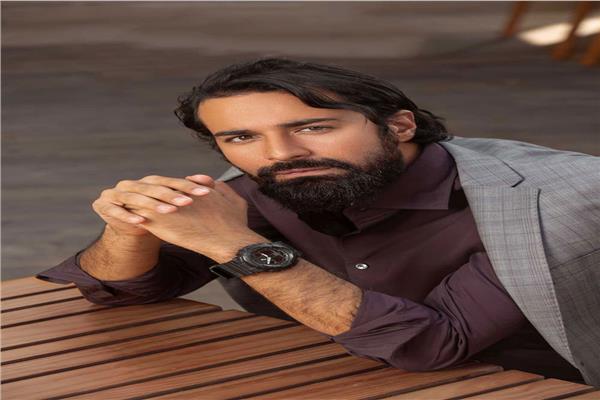 الفنان أحمد حاتم