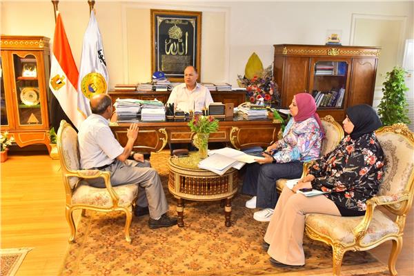 محافظ أسيوط 
