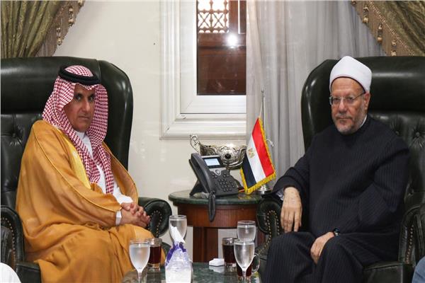 المفتي يستقبل مندوب السعودية