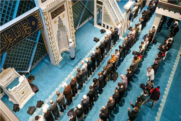 رفع الآذان