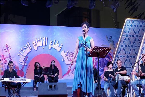 فاطمة عادل