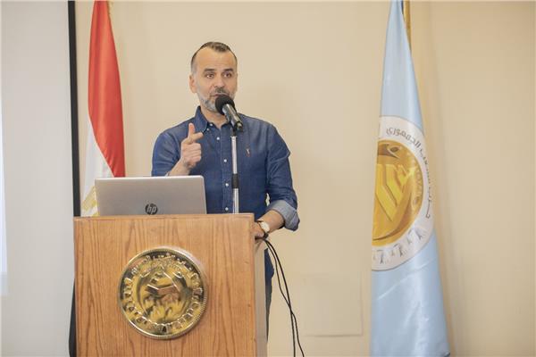 السيد أحمد الألفي الأمين العام المساعد / أمين تنظيم حزب الشعب الجمهورى