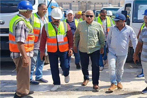 رئيس شركة مياه البحيرة يتابع أعمال حملة التطهير