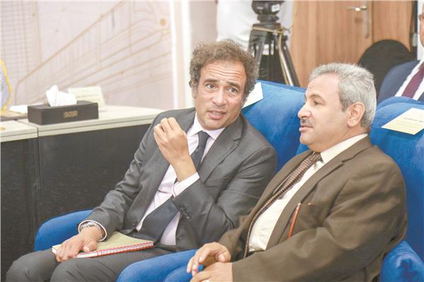 عمرو حمزاوي