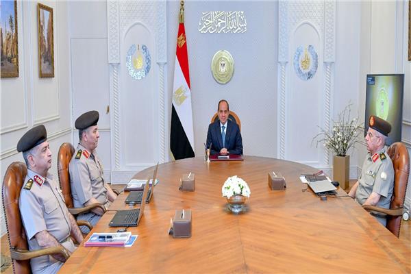 الرئيس السيسي خلال الاجتماع