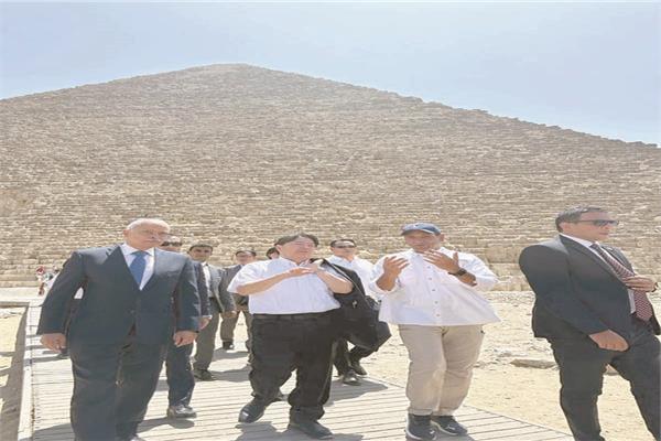 وزير خارجية اليابان فى الأهرامات