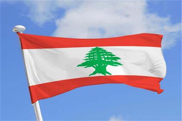 علم لبنان