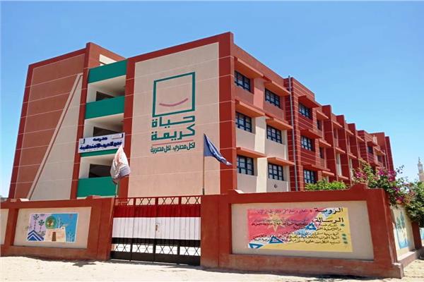 فريق عمل حياة كريمة خلال الجولات الميدانية