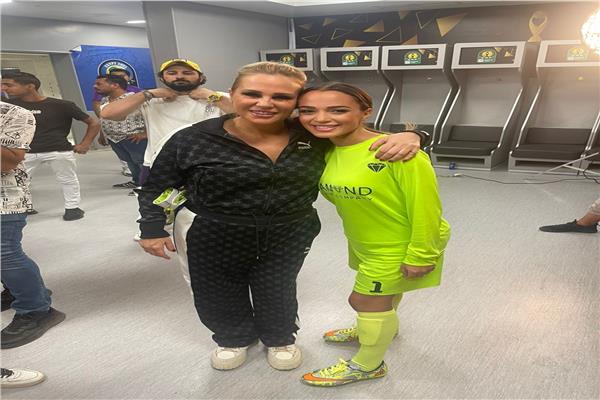 نانسى الشاعر مع شيرين رضا