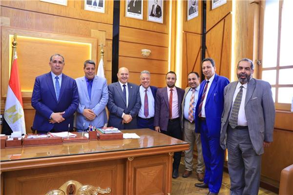 نقيب المحامين يلتقي بنقباء الفرعيات 