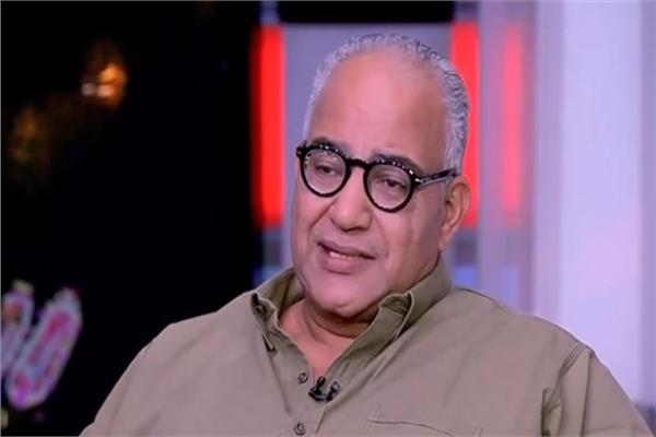 الفنان بيومي فؤاد