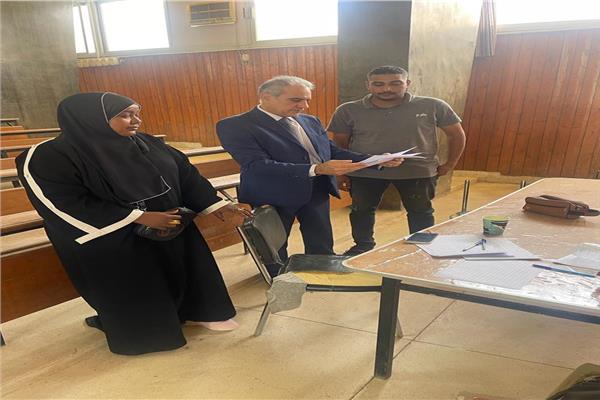 جامعة أسوان 