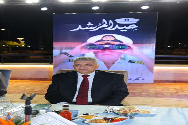  الفريق أسامة 
